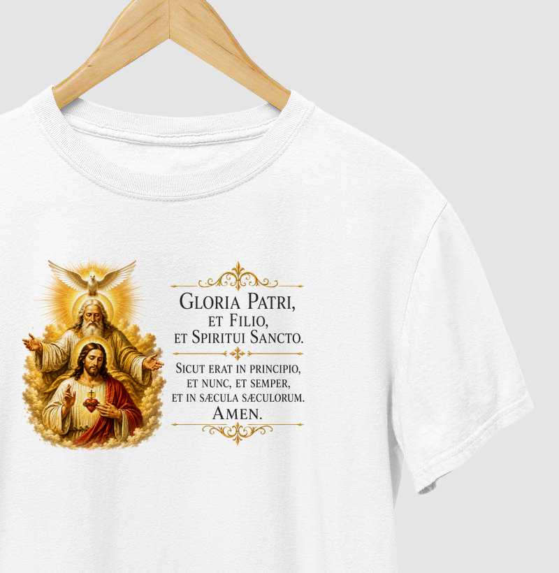 Camiseta Oração Glória ao Pai em Latim
