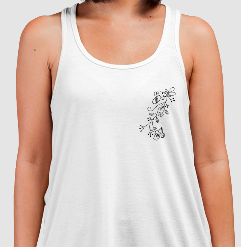 Camiseta Borboleta em Flor