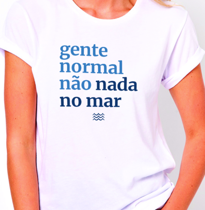 Gente Normal Não Nada No Mar