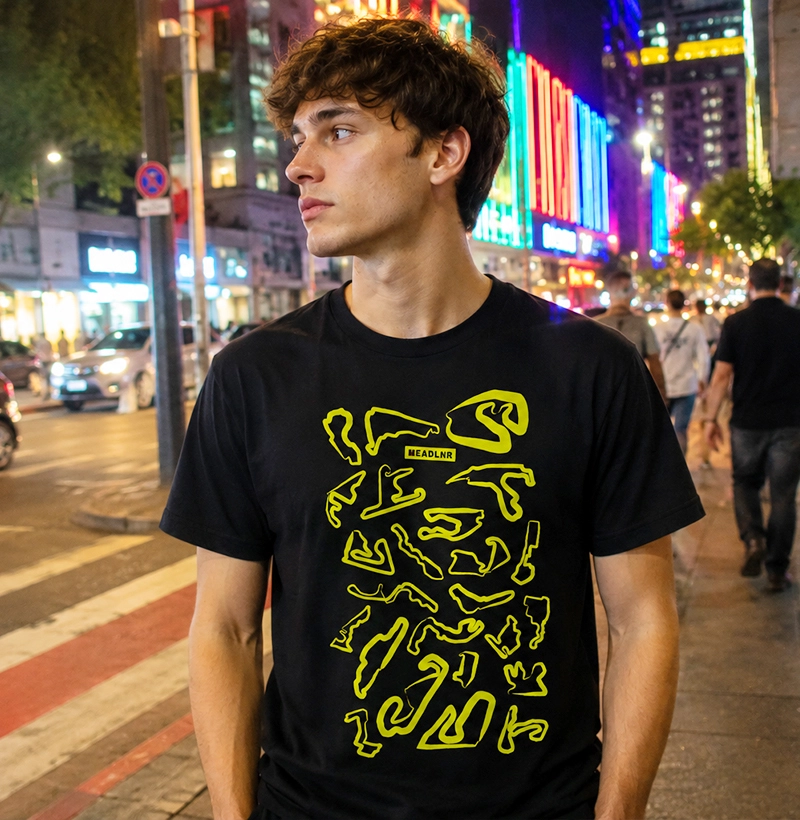 Camiseta Neon Tracks 2026 - Midnight Edition