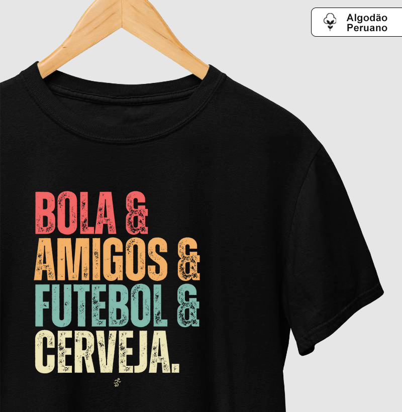 Bola, amigos, futebol e cerveja