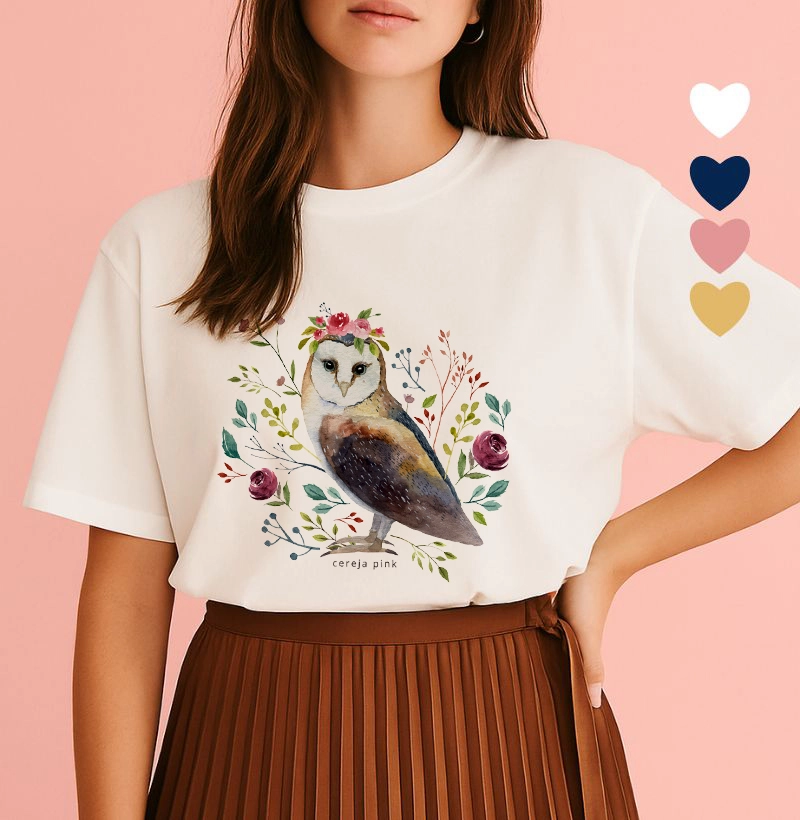 Camiseta Feminina Ilustrada Coruja Flores