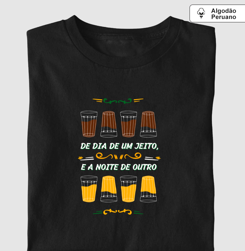 Camisetas De dia e De noite