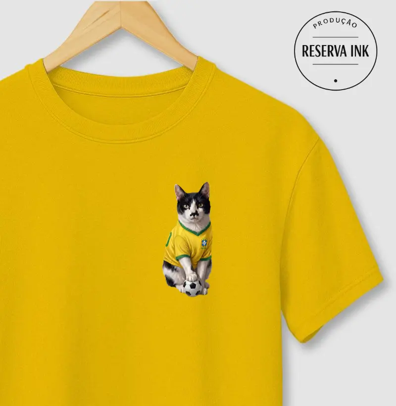 SRD - Gato Preto e Branco com Mancha - Seleção Felina
