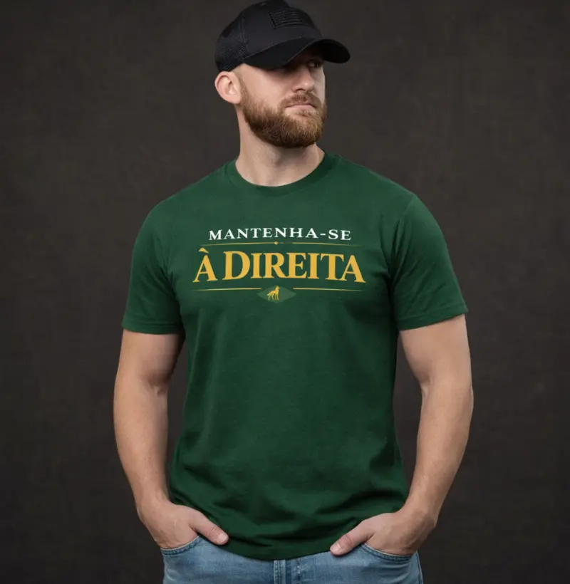 Camiseta Mantenha-se à Direita | Manifesto