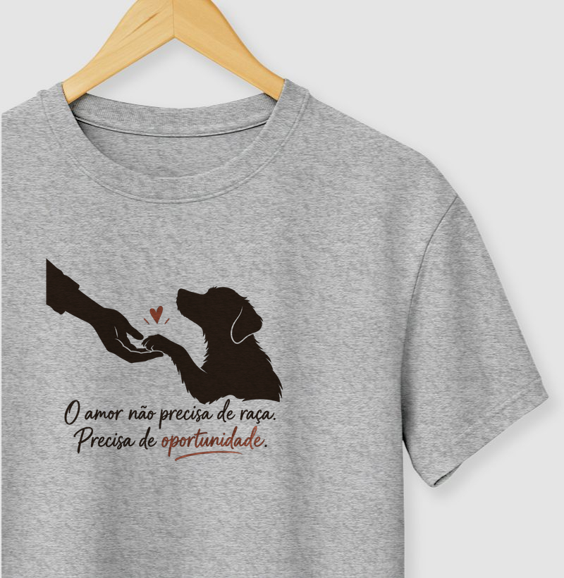Vira-Lata Adotado - Camiseta