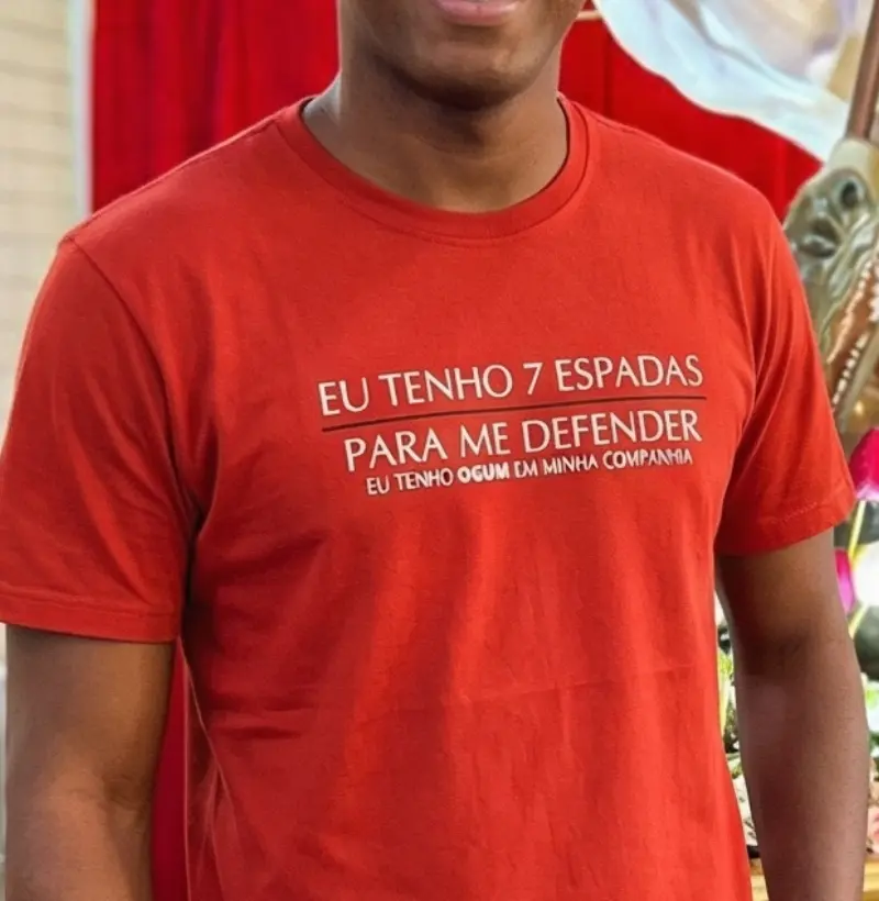 Eu tenho 7 espadas pra me defender