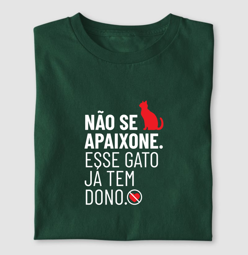 Não se apaixone. Este gato já tem dono