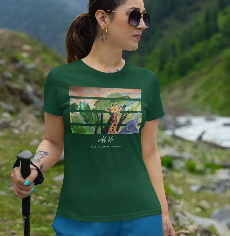 Camiseta Adulto Wild Life  by Jessye Blue
