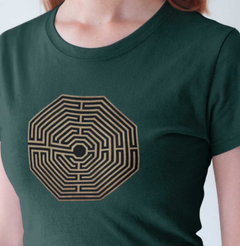 Camiseta Labirinto de Amiens – Energia e Proteção – Estampa Radiônica Unissex