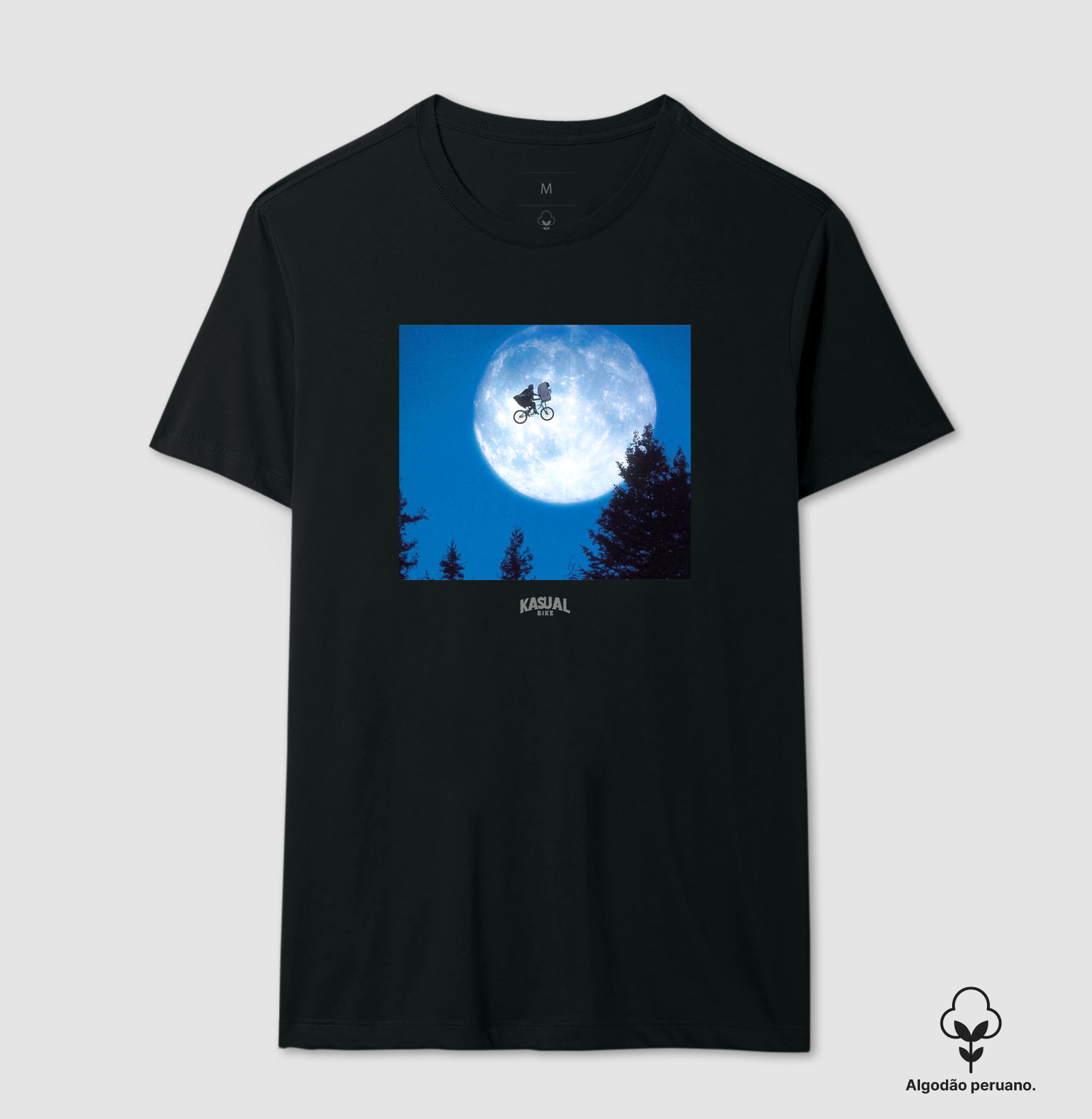 🛸 Estampa retrô com toque cinematográfico!