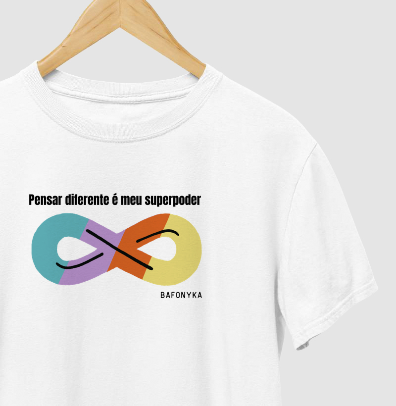 🧠⚡ Pensar diferente é meu superpoder.