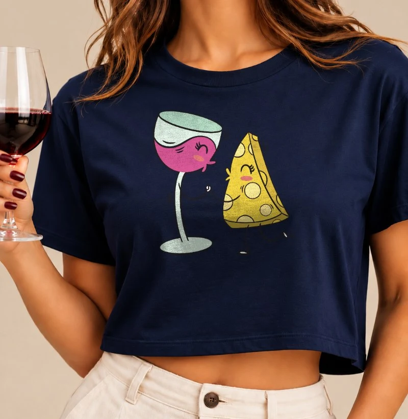 Camiseta Par Perfeito: Vinho e Queijo - Cropped