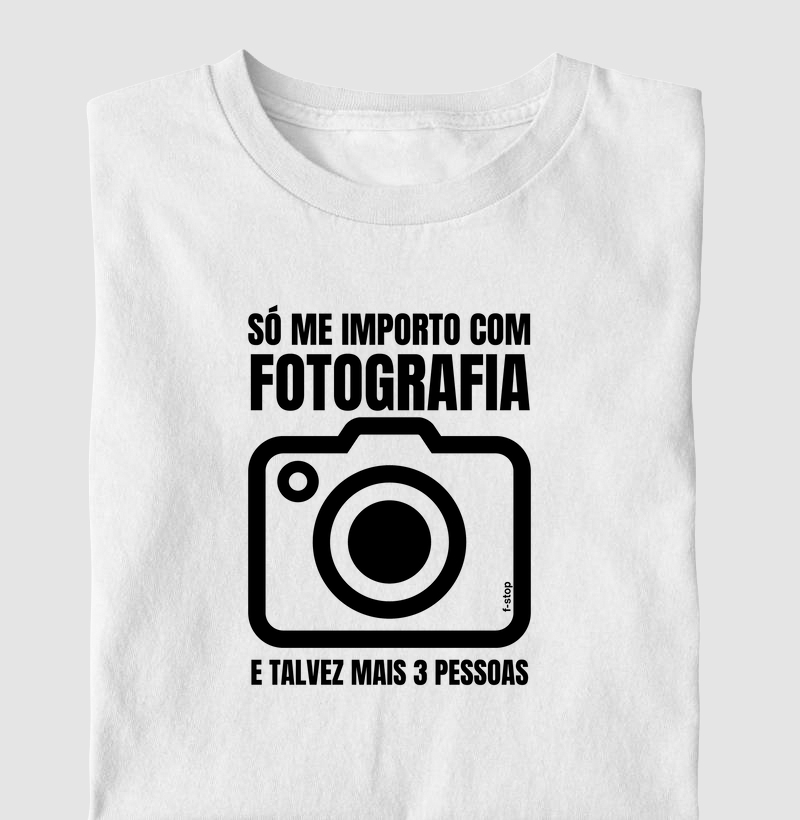 Fotografia e mais 3 pessoas