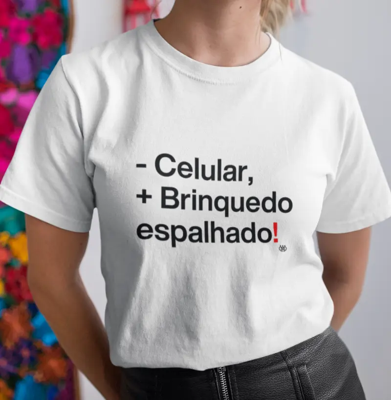 Menos celular, mais brinquedos espalhados