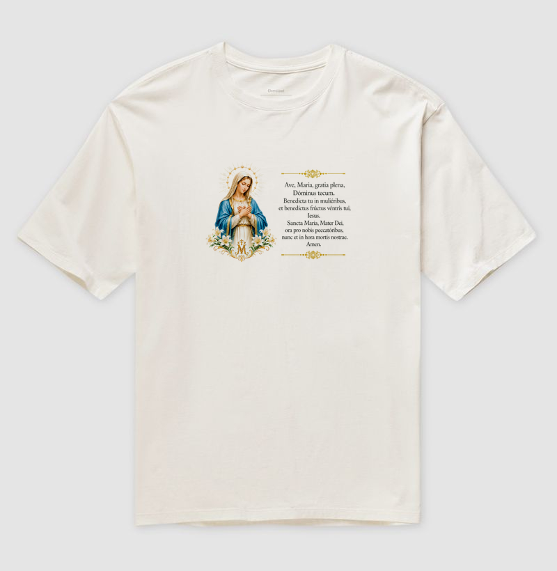 Camiseta Oversized Imagem da Oração Ave Maria em Latim