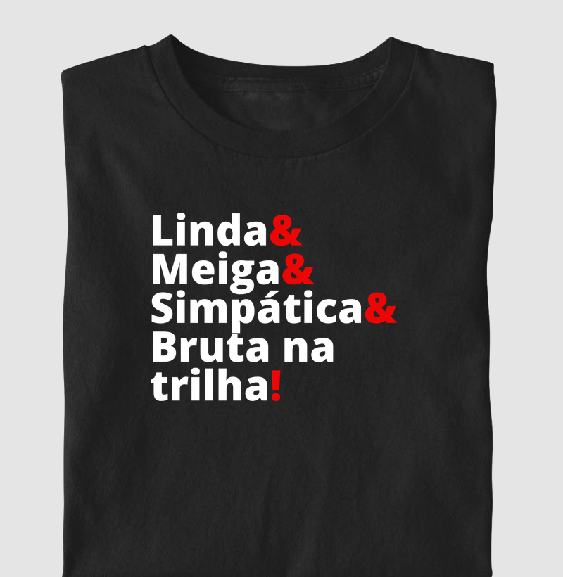 Linda e bruta na trilha