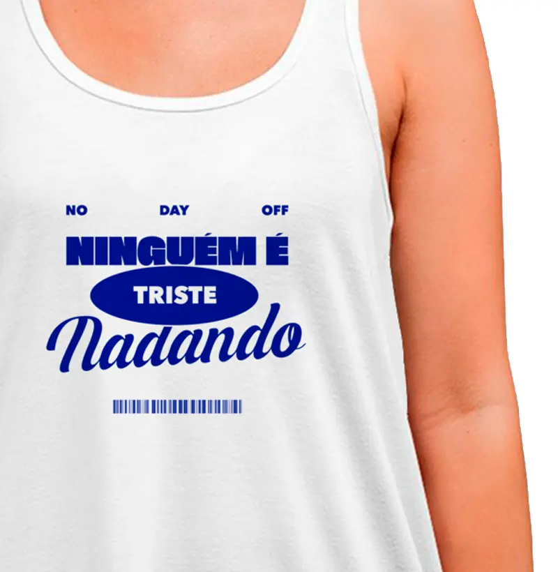 NINGUEM E TRISTE NADANDO