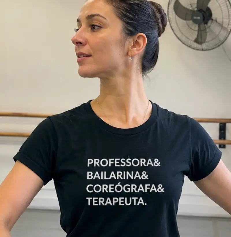 Professora, bailarina, coreógrafa, terapeuta
