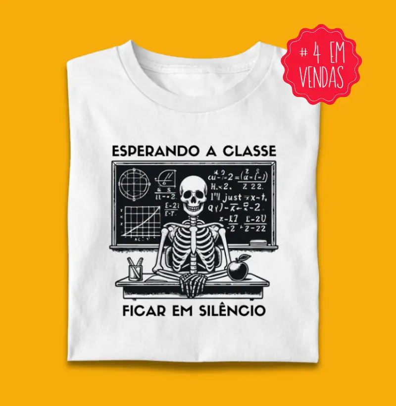 Esperando a classe ficar em silêncio