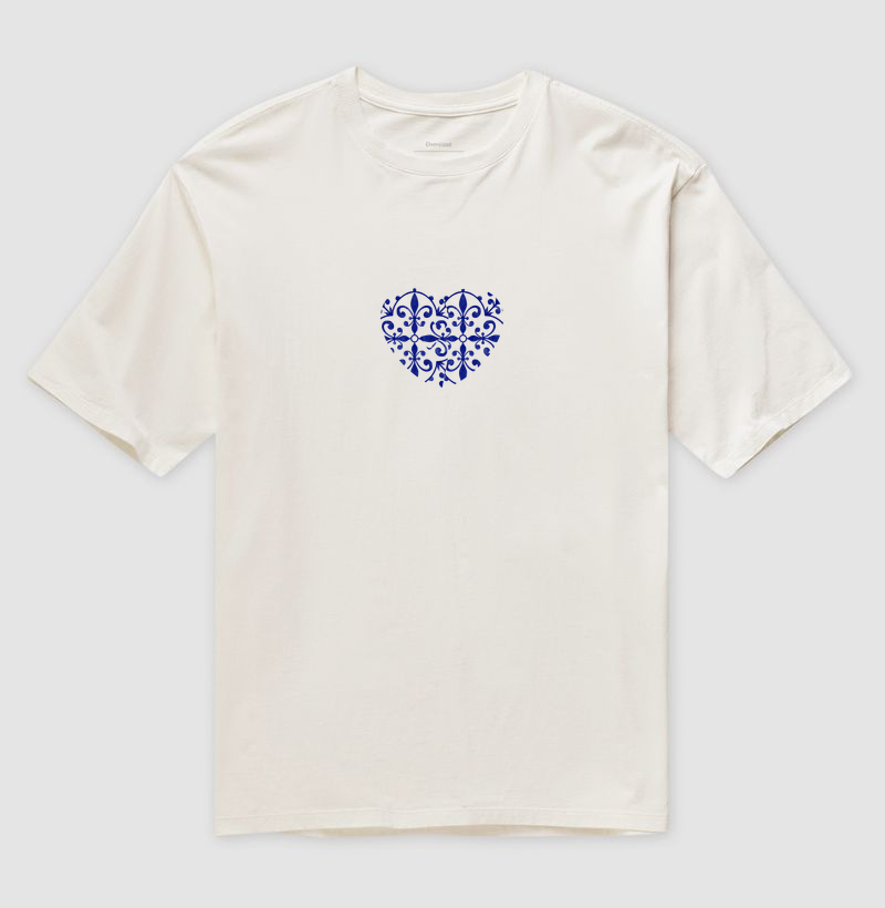 Camiseta Oversized Coração Azulejo 