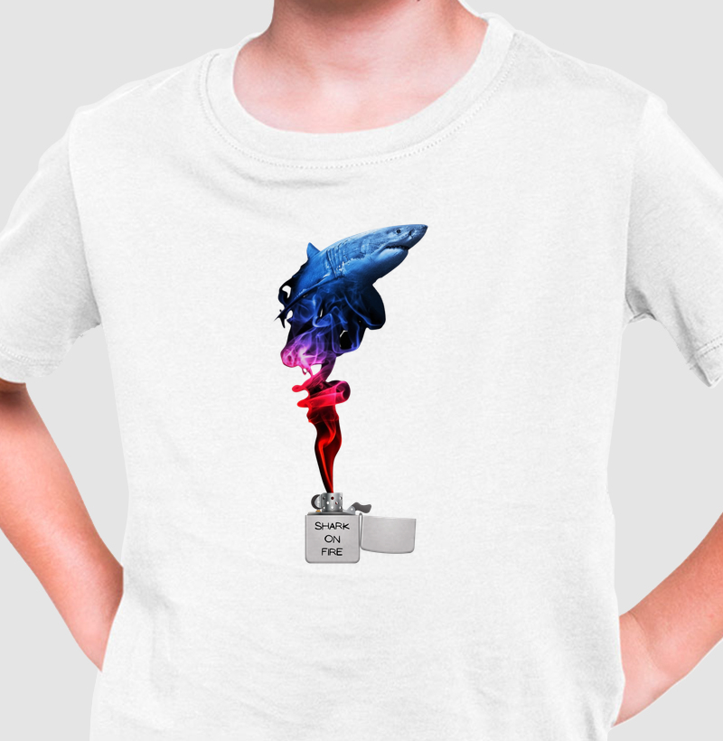Shark on Fire - Camiseta Infantil