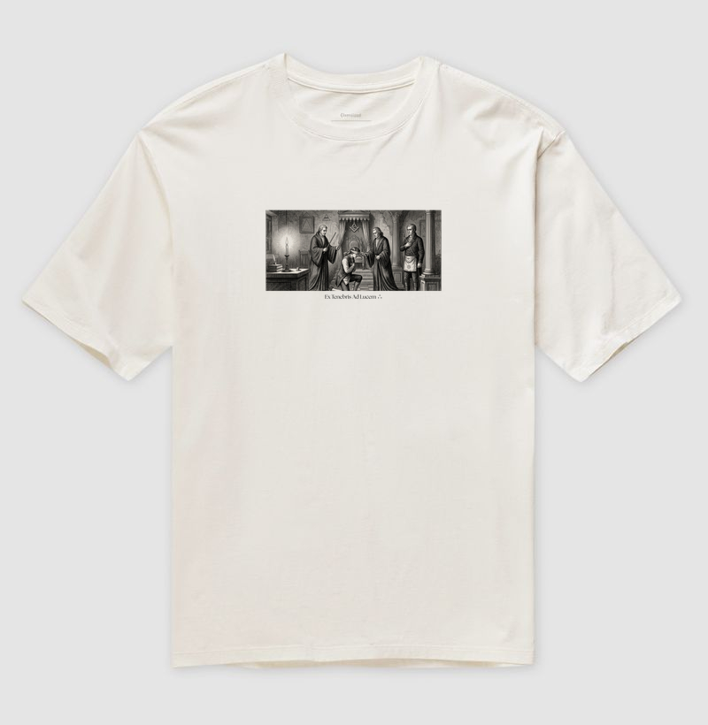 Camisa Maçônica Ex Tenebris Ad Lucem ∴ Oversized