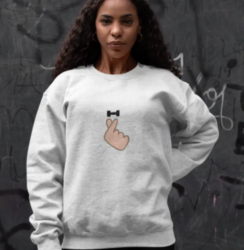 Doragym finger heart