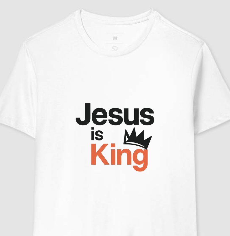 Camiseta Jesus Is King