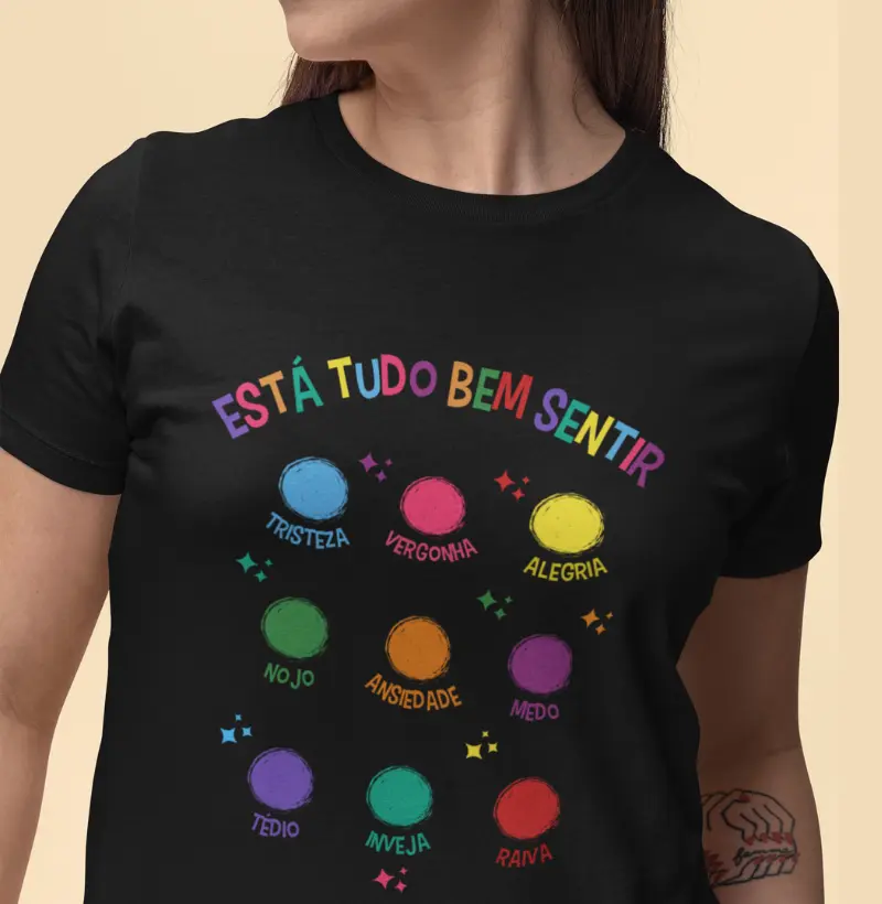 Camiseta Está tudo bem sentir | Lançamento 