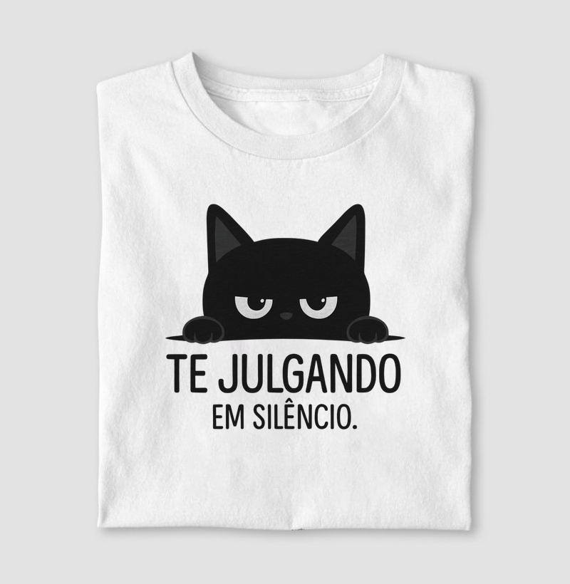 Te julgando em silêncio