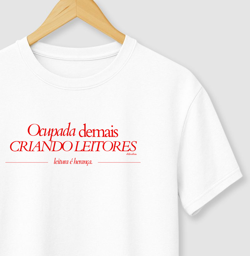 Ocupada demais criando leitores