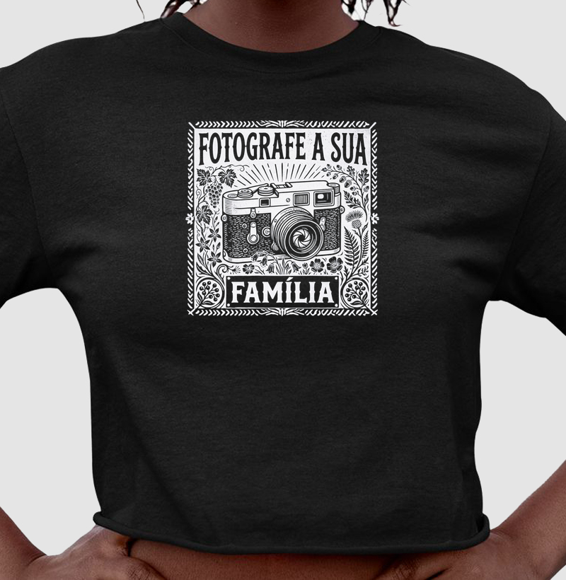 Camiseta cropped Fotografe a sua família - Algodão Premium - ilustração branca