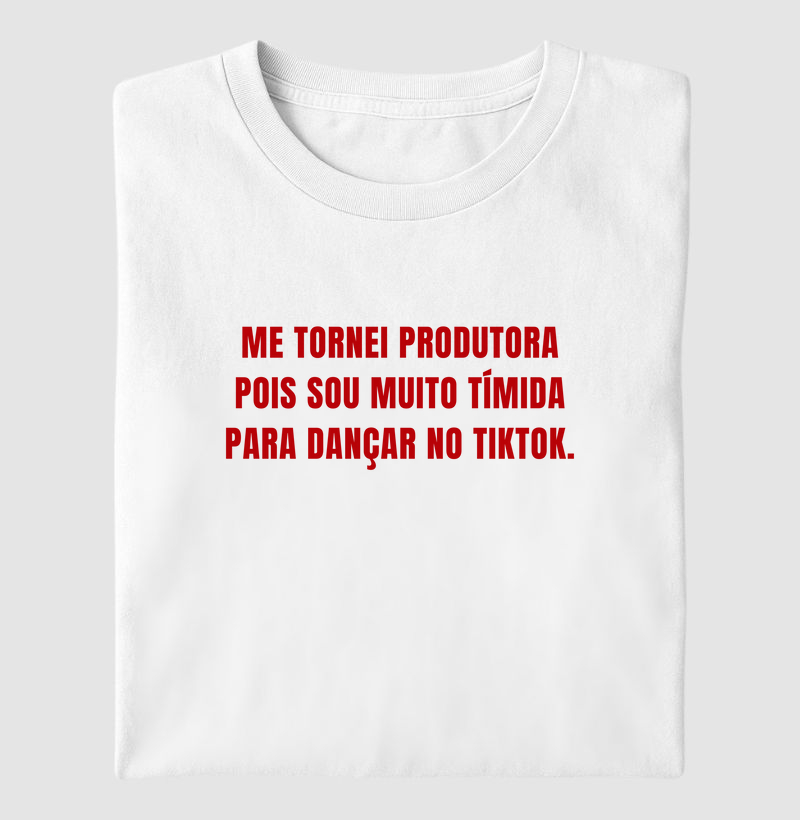 Produtora tímida