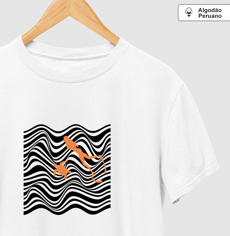 Turtle and freediver