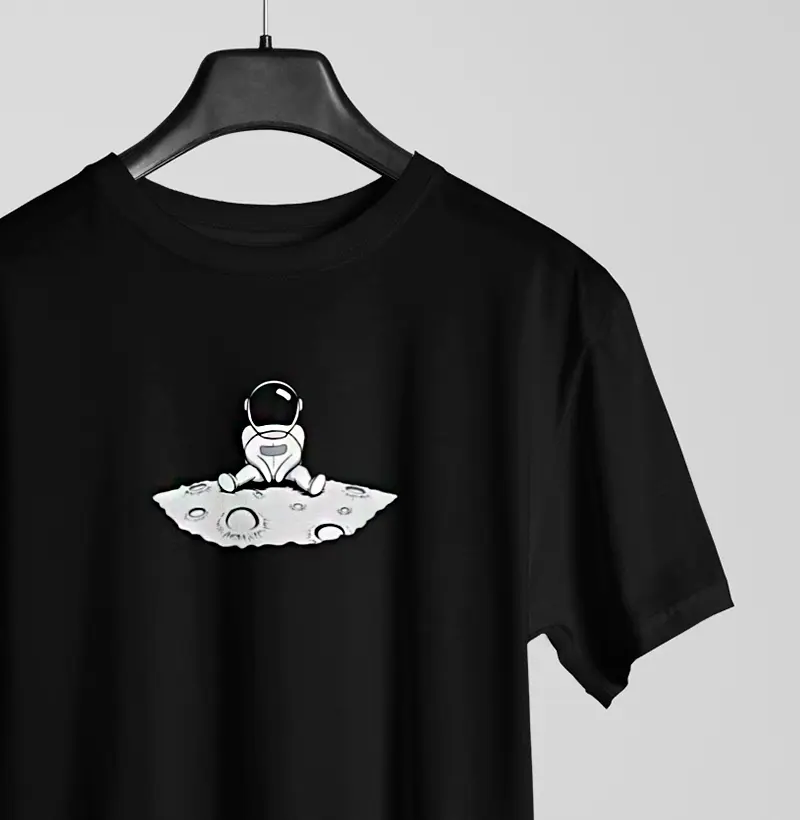 Camiseta - "Moon Solitude"