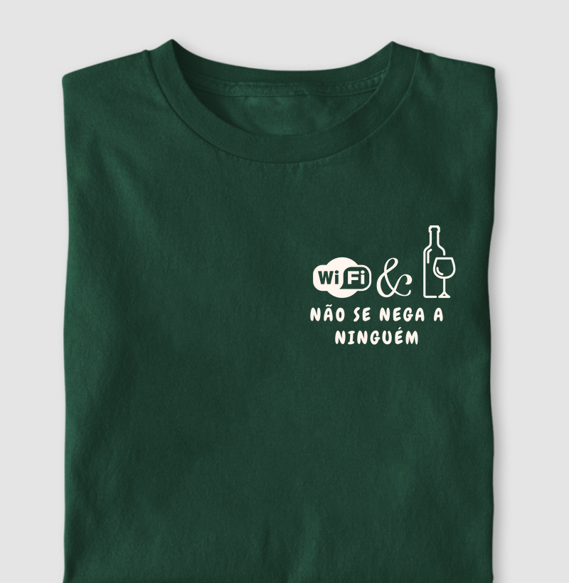 Camiseta Wi-Fi e Vinho