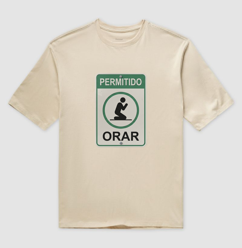 Camiseta Oversized Permitido Orar
