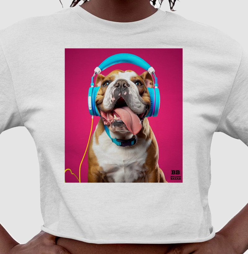 Camiseta Cropped Bulldog Ingles "Headphones 3"