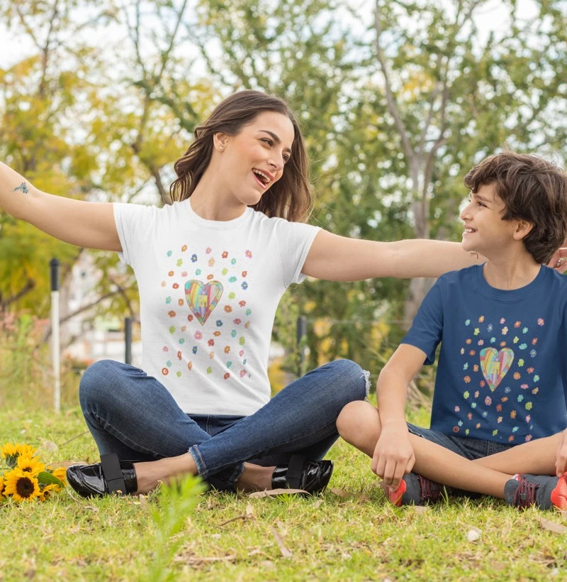 Camiseta Infantil Puro Amor by Johannes Cruzué