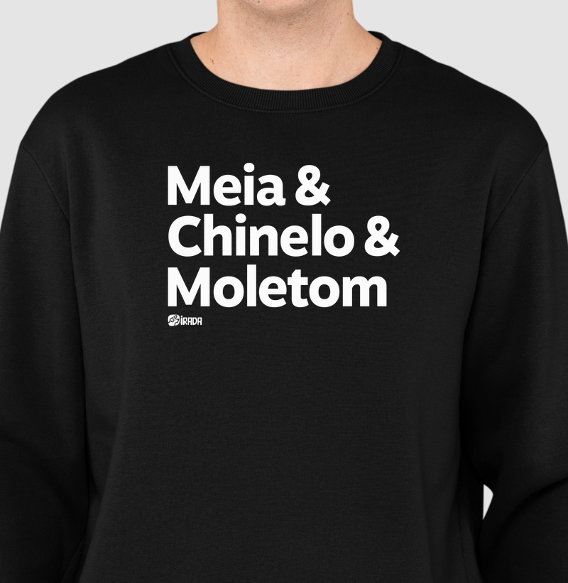 Meia, chinelo e moletom