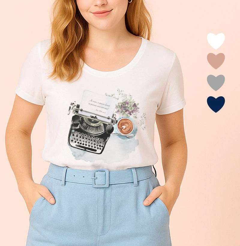 Camiseta Feminina Ilustrada Maquina e Capuccino