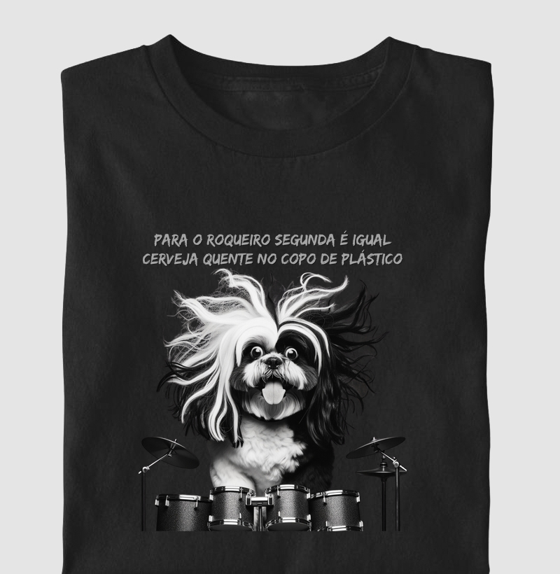 Segunda é igual a cerveja quente no copo de plastico