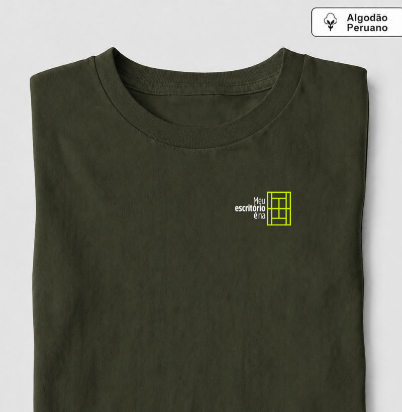Meu escritório é na quadra! - Camiseta Algodão Peruano