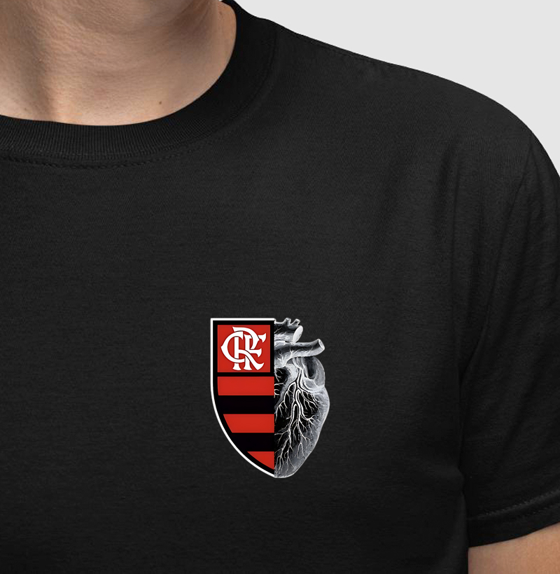 Camiseta Flamengo escudo+coração
