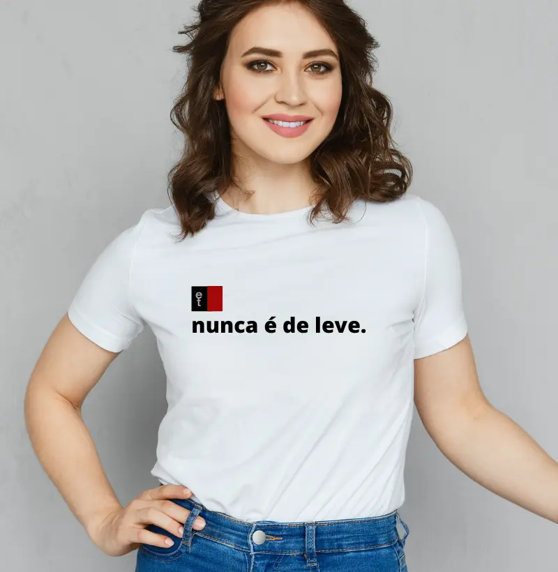 Camiseta Feminina De Leve
