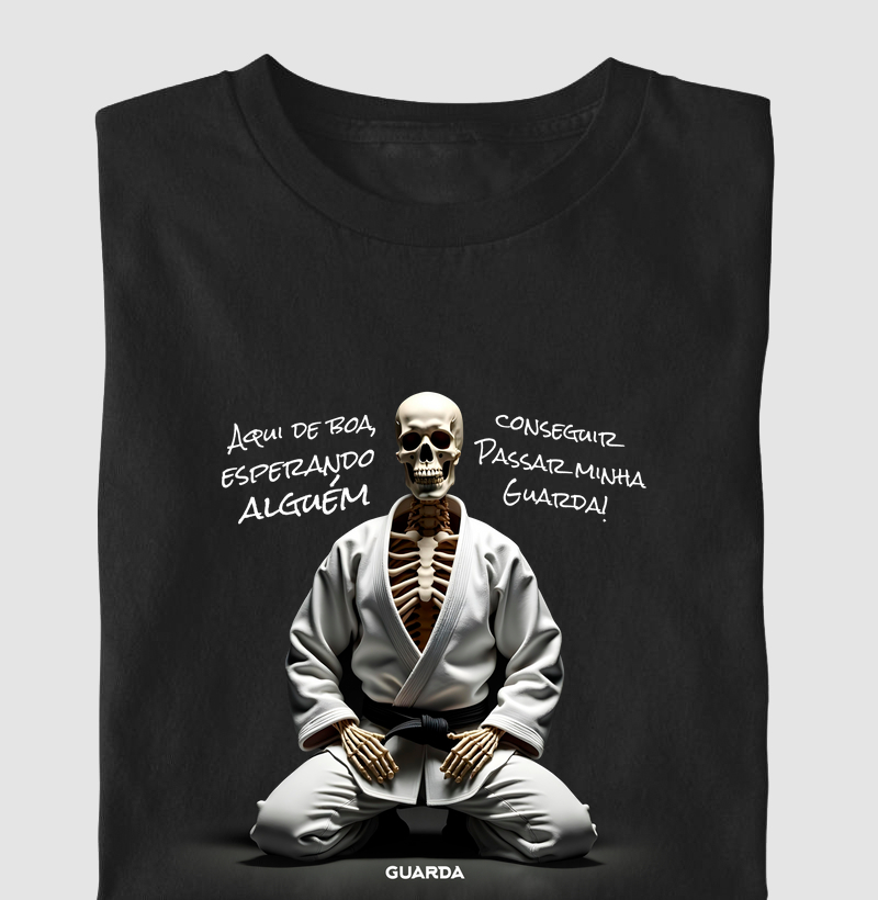 Camiseta Infantil Esperando Passarem Minha Guarda