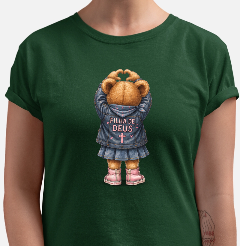 Ursinha fazendo coração (camiseta)
