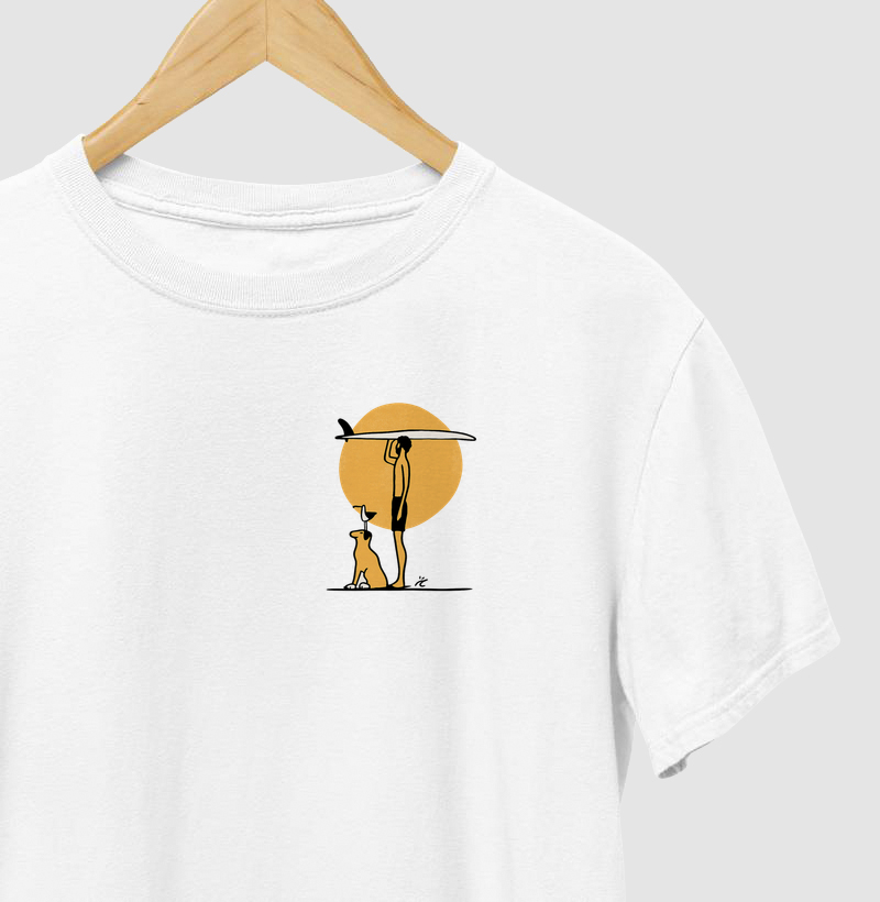 Surfista e amigo cão