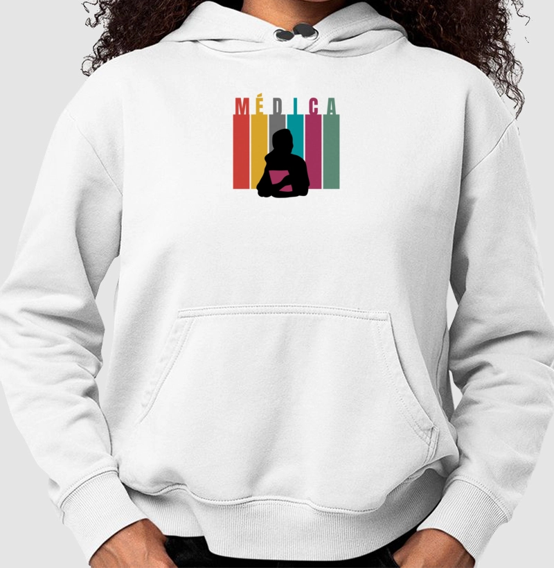 Médica em cor